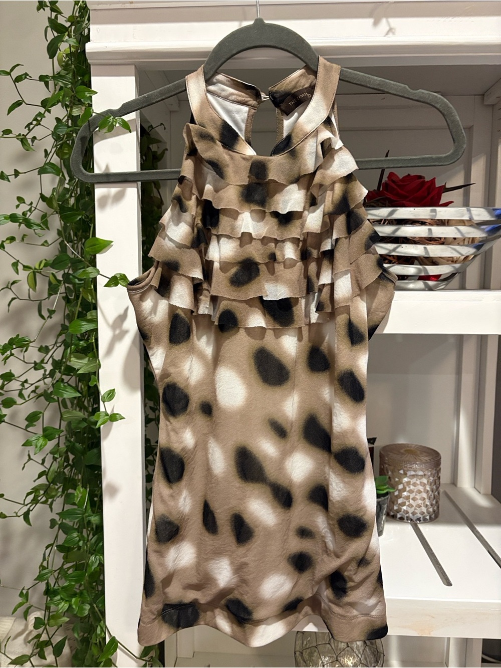 Stretchy Ruffle Leopard Print top - Beige, Black, White